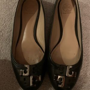 Black Tory Burch flats